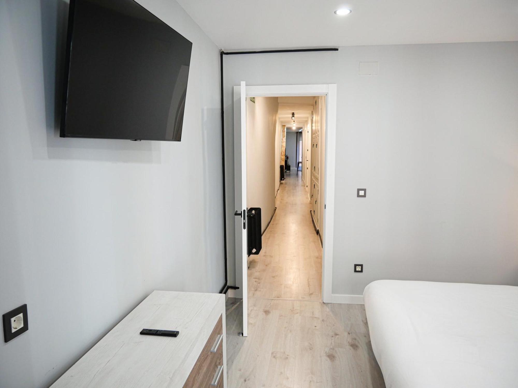 Espacioso Apartamento En El Centro De Pamplona Bagian luar foto