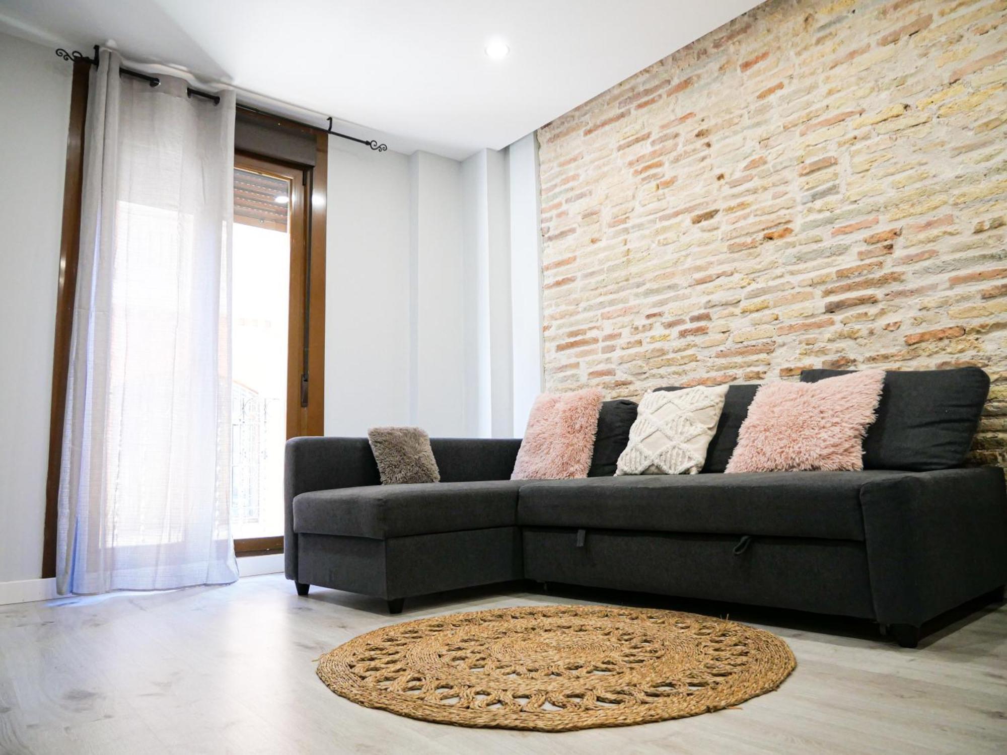 Espacioso Apartamento En El Centro De Pamplona Bagian luar foto